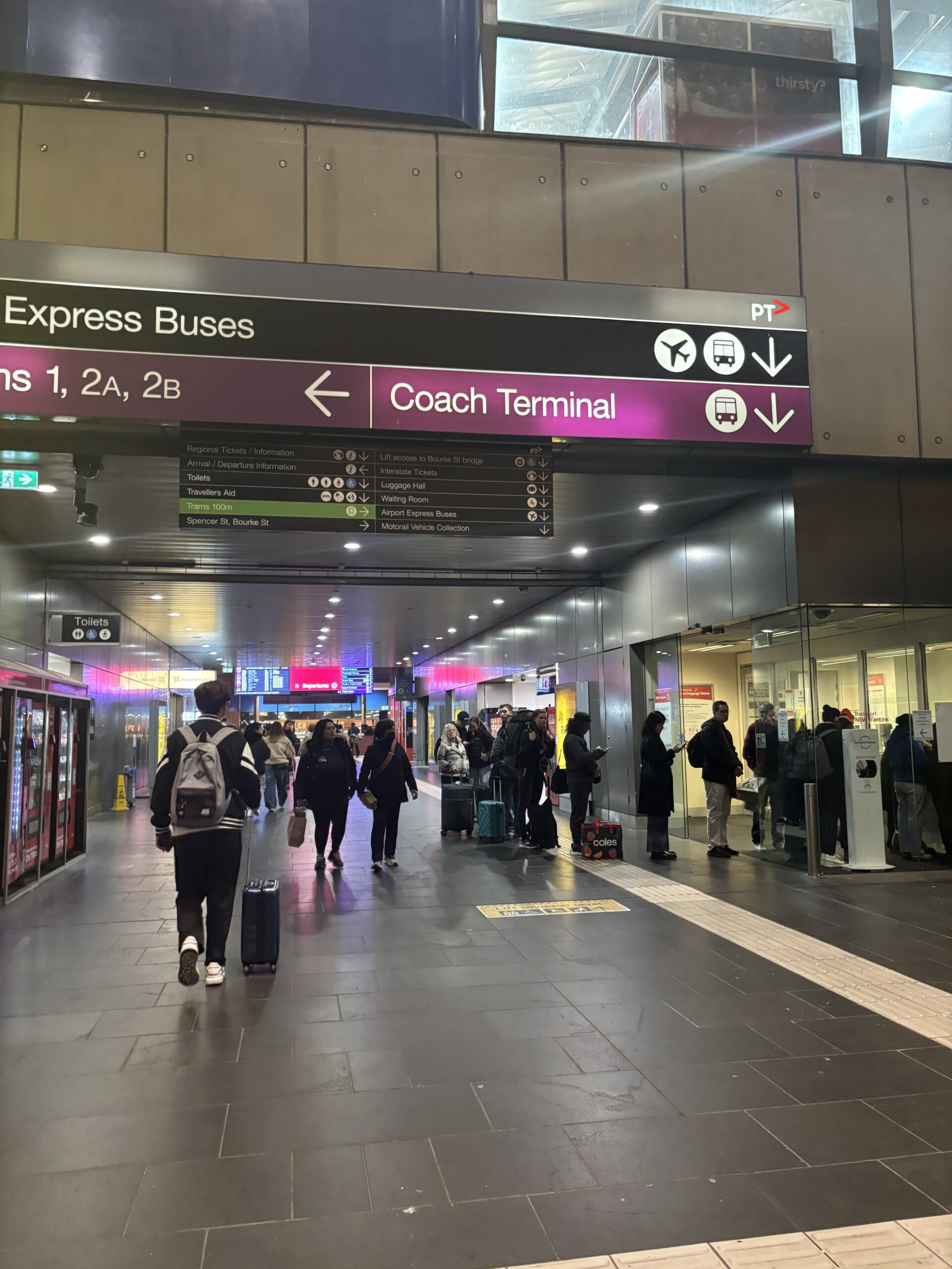サザンクロス駅構内